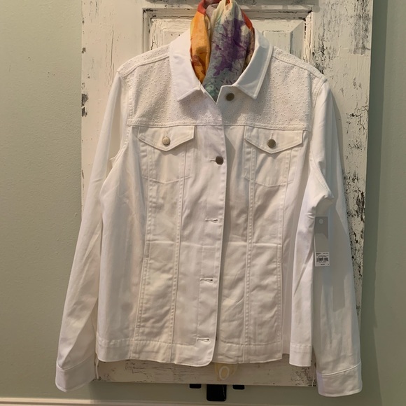 croft & barrow Jackets & Blazers - NWT-Croft & Barrow white eyelet Jean Jacket